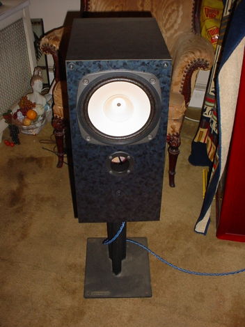 omega 8 artic blue 6 ohm / 50 watt speaker /  stand design metal speaker stands