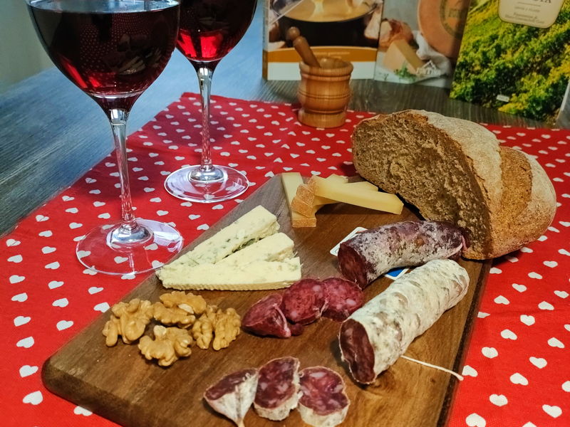 Tours œnogastronomiques Saint-Pierre: Visite du marché et cours de cuisine avec déjeuner