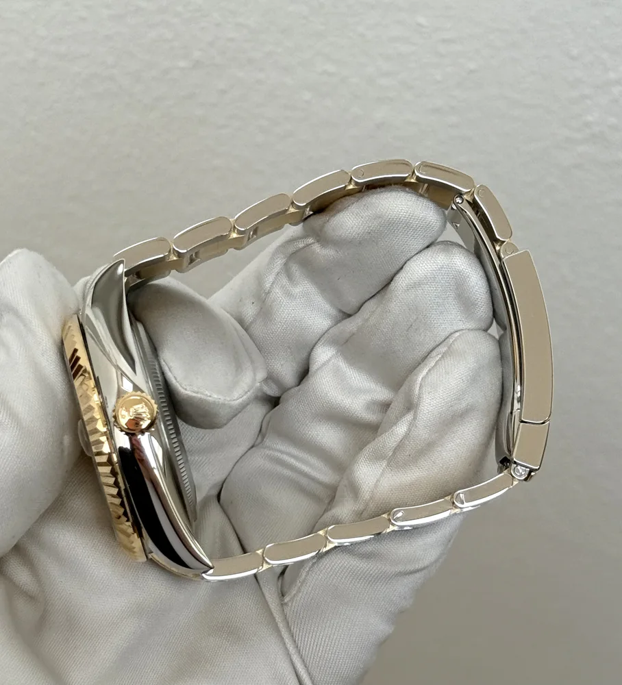 Champagne Dial Index 2025