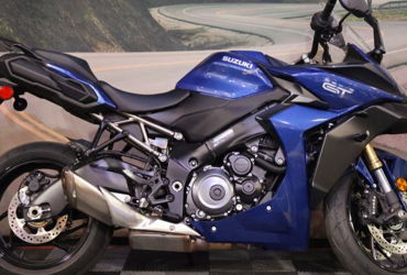 2023 SUZUKI GSX-S1000GT motorcycle for rent near Los Angeles, CA