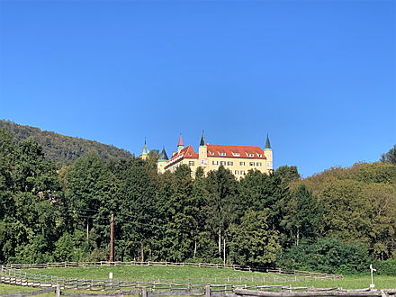  Graz
- Schloss St. Martin
