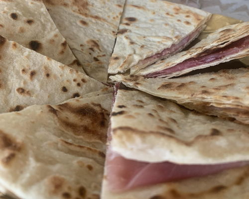 Cooking classes Pesaro: Ravioli, piadina and more among the hills of Pesaro