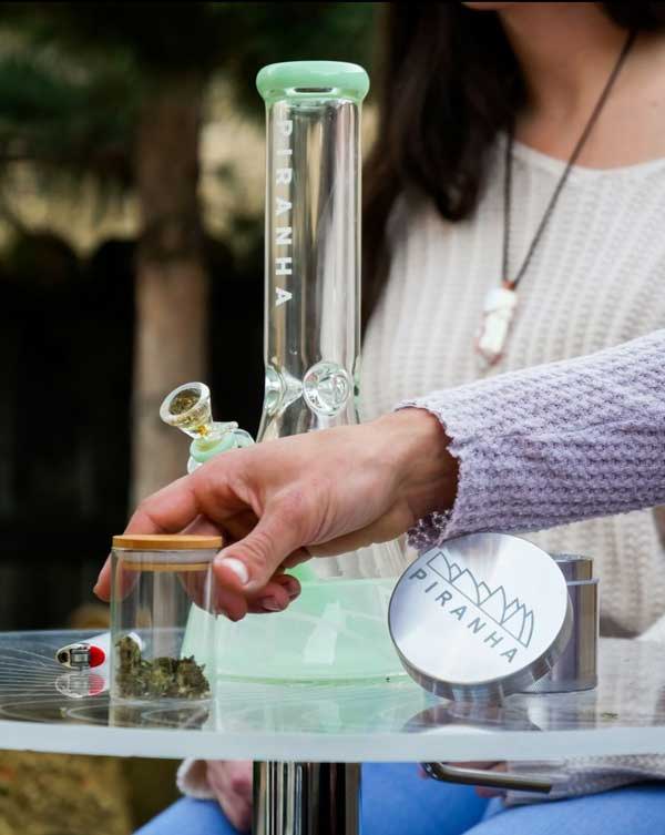How to use a bong for the perfect session