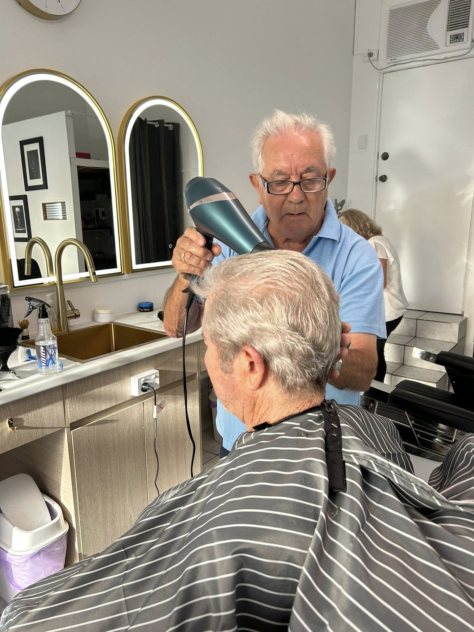 Barber on Beaumont Voucher - Image 11