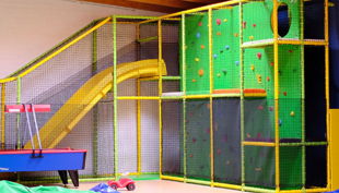 jolos kinderwelt kletterwand