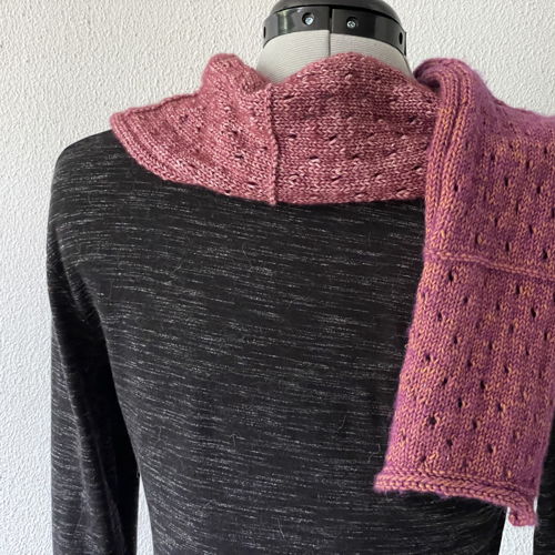 Knitted scarf Karlijn