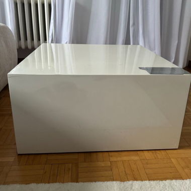 Beistell-/Salontisch in weiss, quadratisch