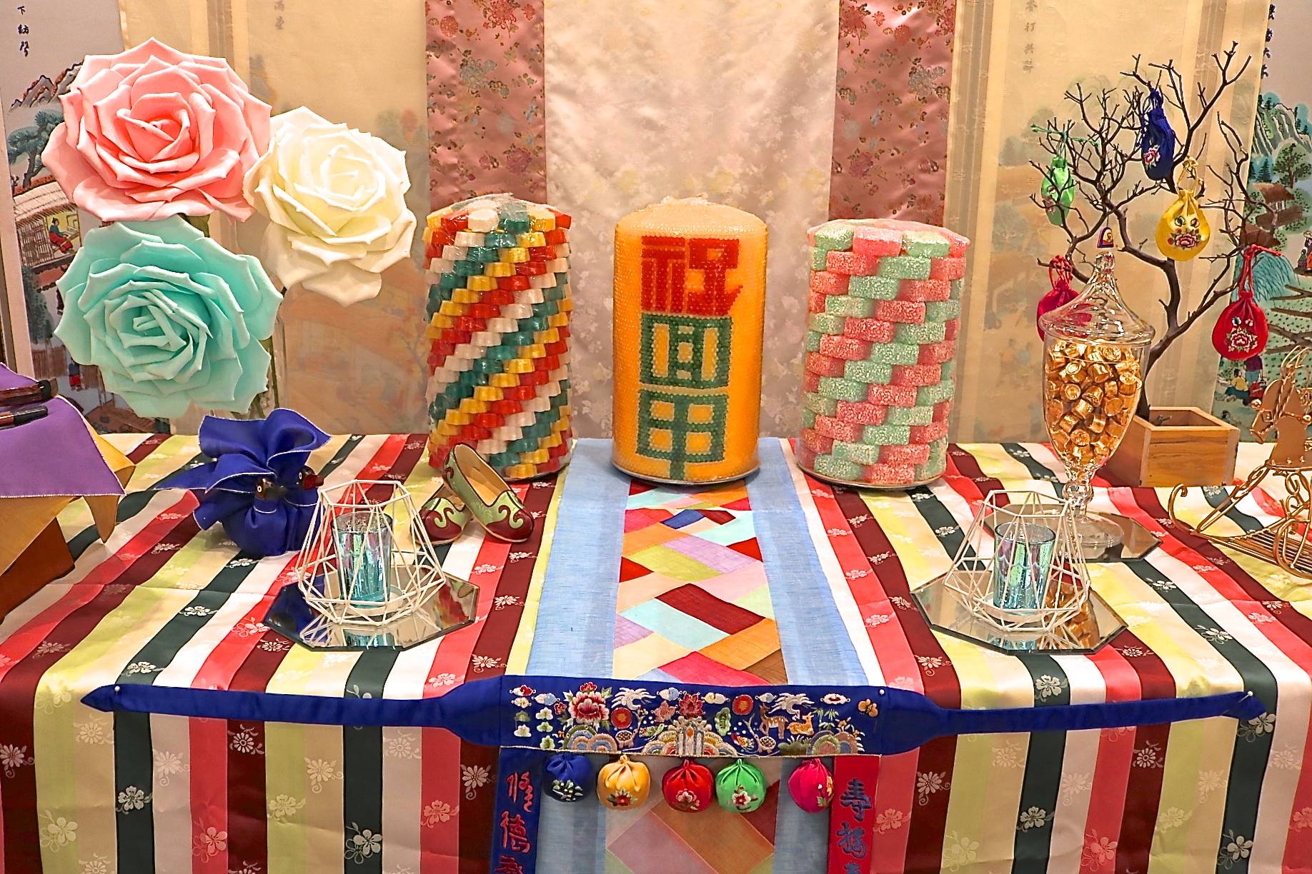 DOL TABLE SETTING FOR BABY'S FIRST YEAR BIRTHDAY