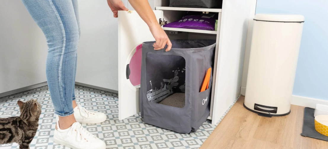 Maya Cat Litter Box Furniture Four Legs or Wings Pets