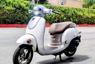 2015 HONDA NCH50 GIORNO motorcycle for rent near Walnut, CA