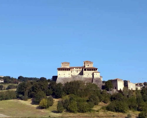 Tour enogastronomici Langhirano: Tour e degustazione: Prosciutto Crudo di Parma e Parmigiano