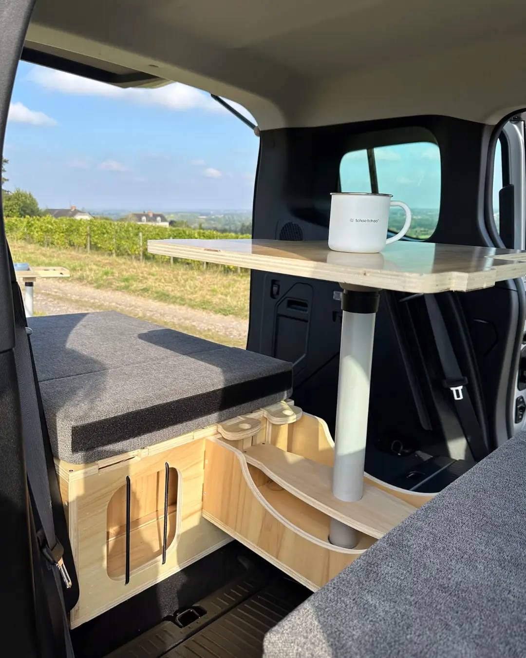 aménager renault kangoo en van