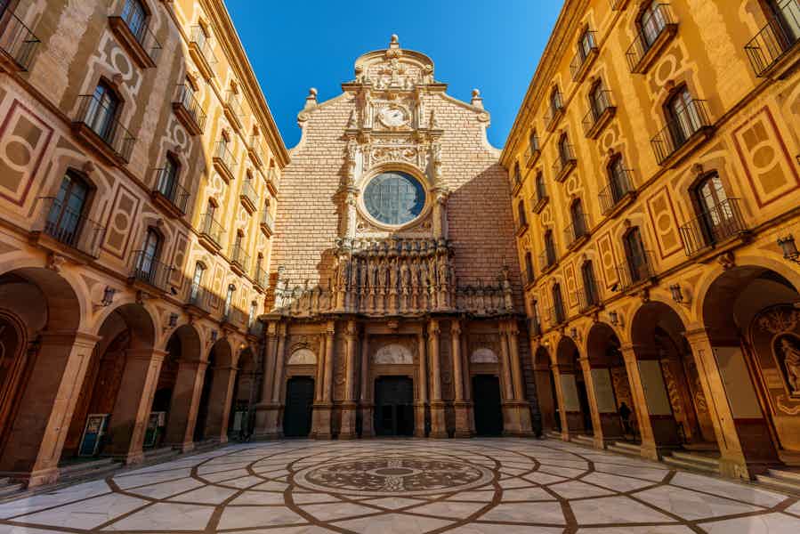Montserrat Guided Tour with Round-Trip Bus Transfer from Barcelona - photo 1