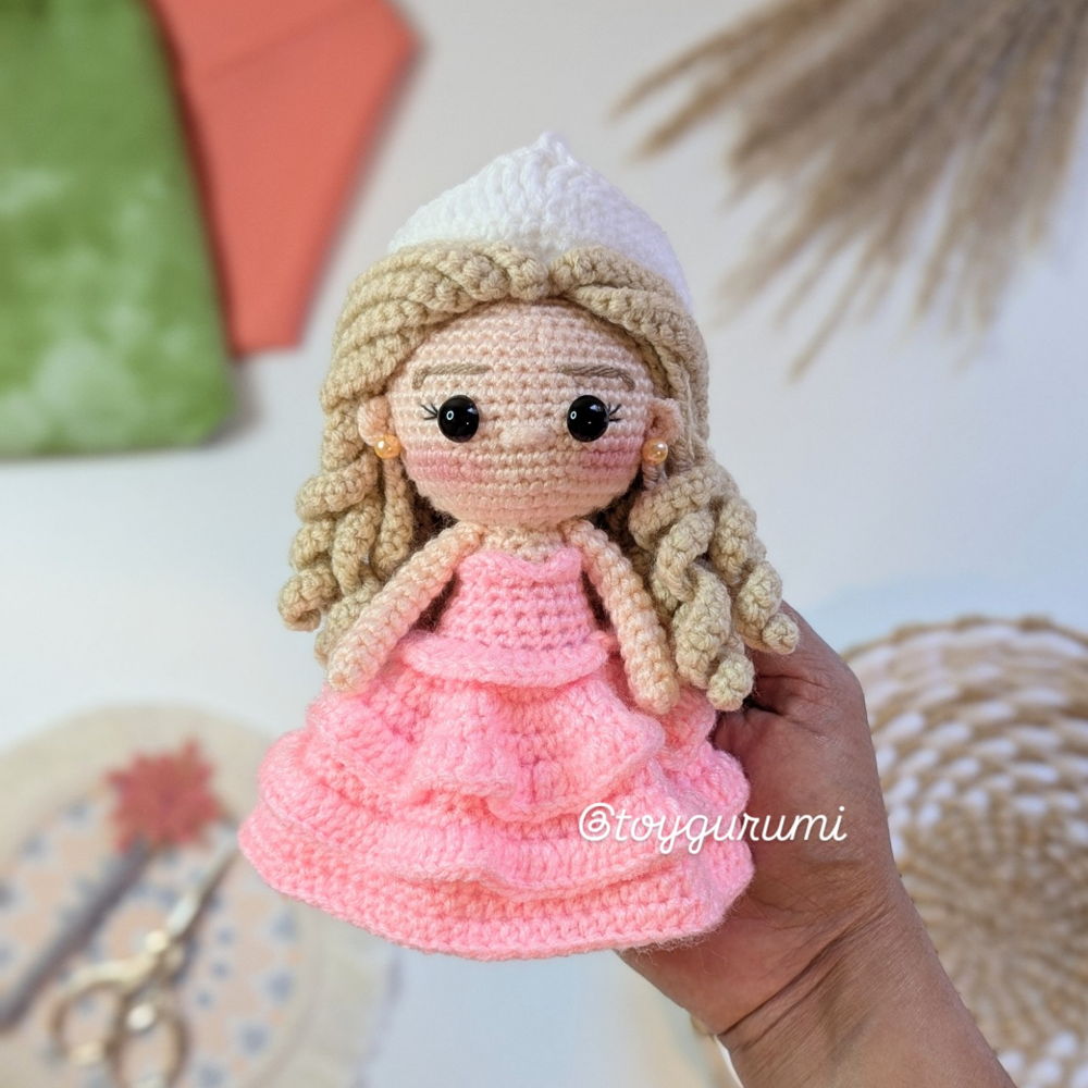 Glinda Wicked Amigurumi