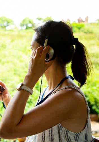 Multilingual audio commentary available in 30 languages