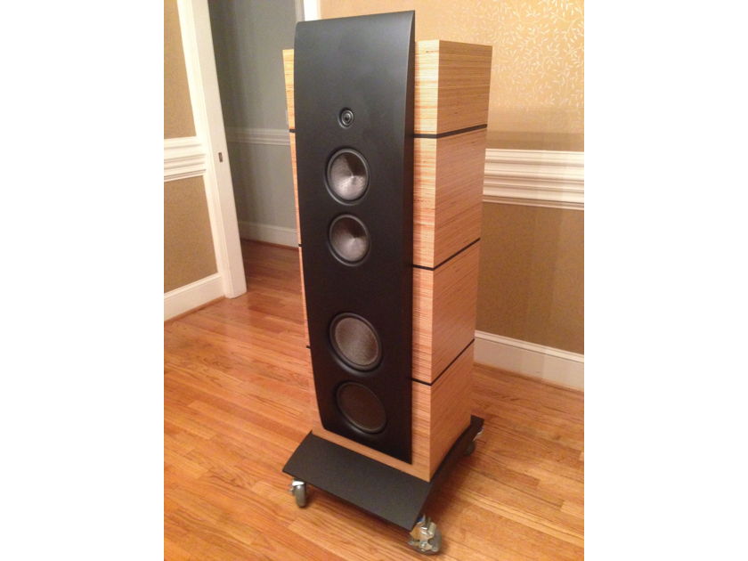 Magico M5 One of the world's finest speakers - a truly RARE find.