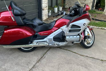 2012 HONDA GOLD WING motorcycle for rent near Austin, TX