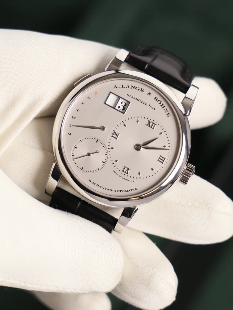 Daymatic with original 950 Platinum deployment clasp