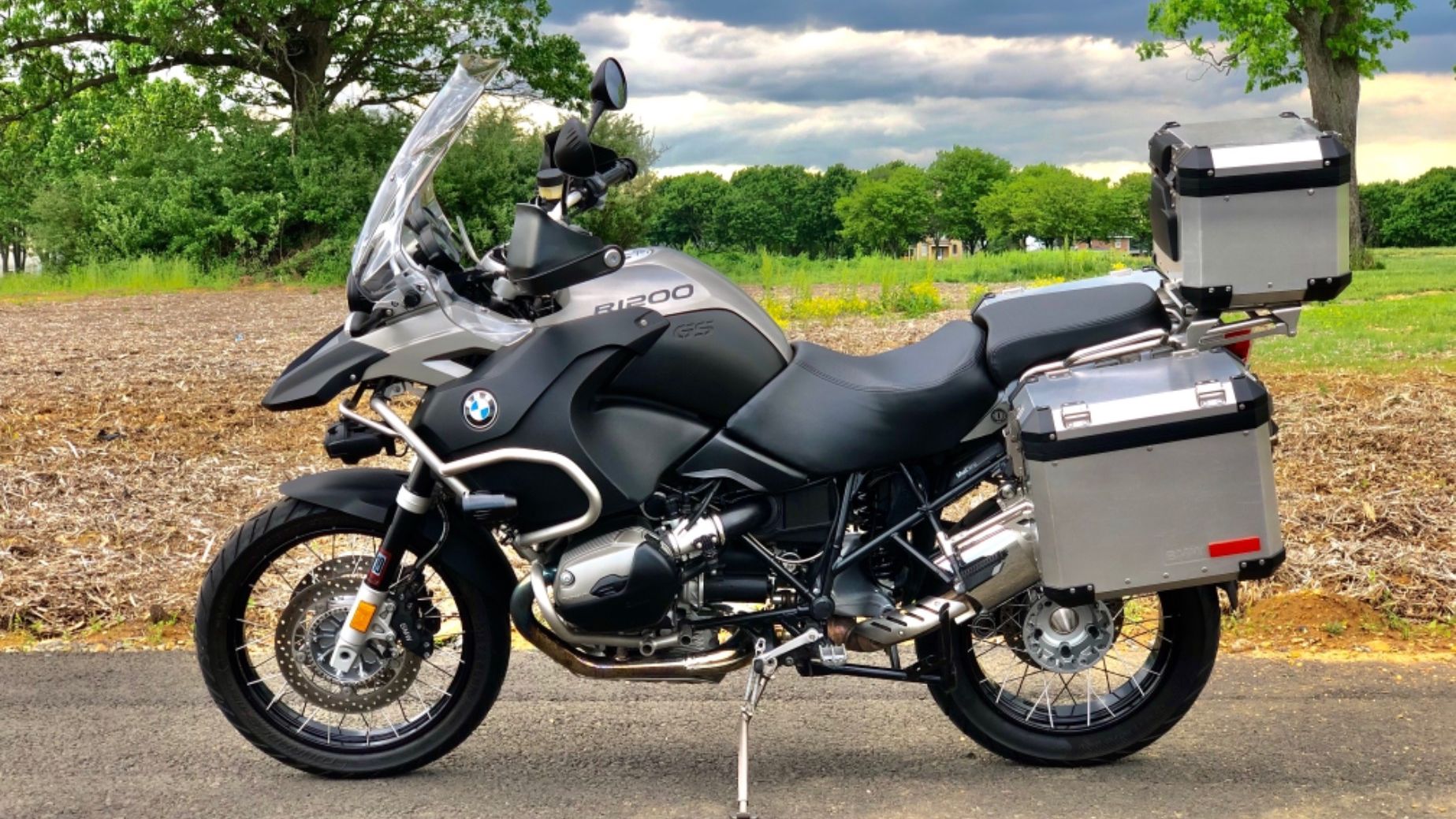 BMW R1200GS ADVENTURE for rent near Wilkes-Barre, PA