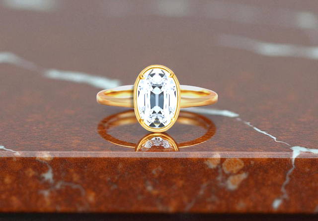 Old miner cut 8.00 carat lab grown diamond ring - Pobjoy
