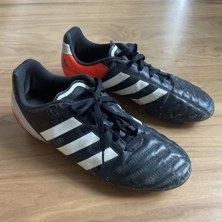 Chaussures de foot taille 38