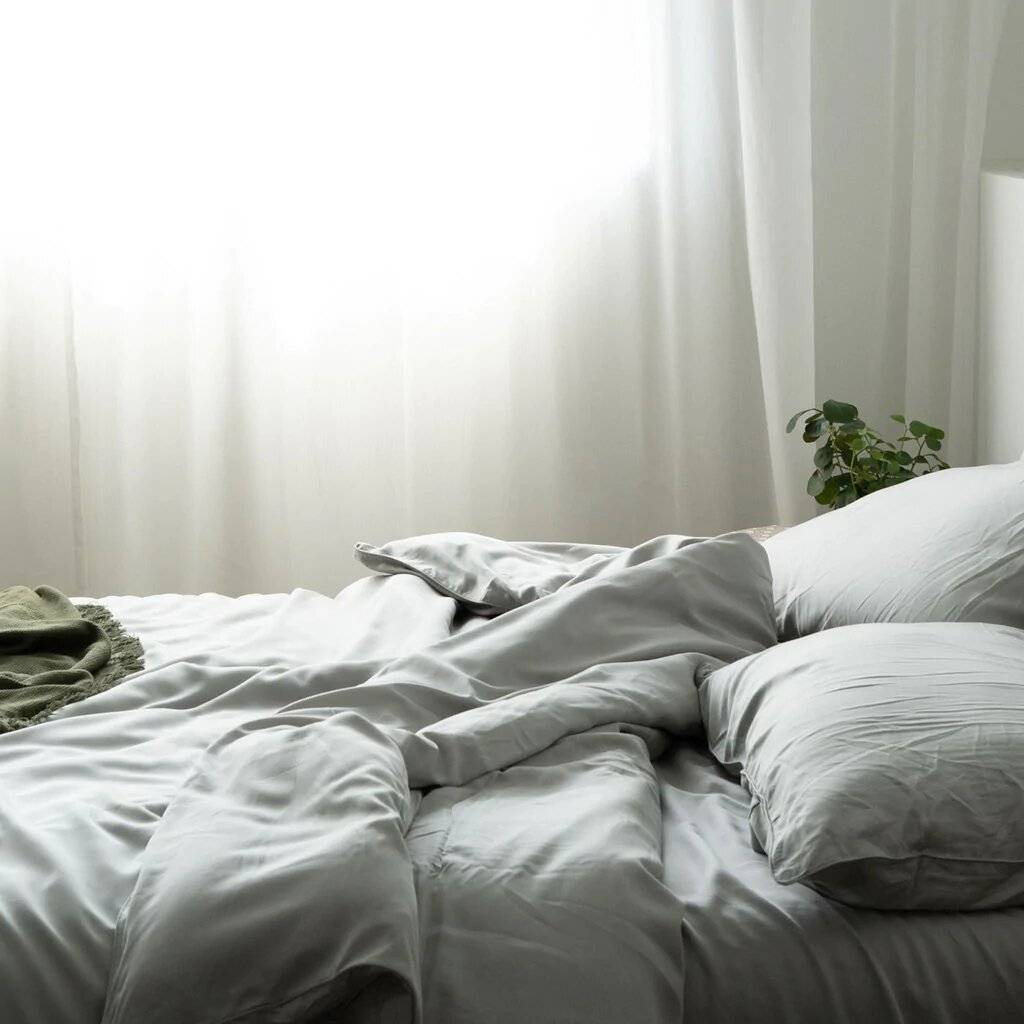Weavve’s TENCEL Bed Sheets in Mist Grey