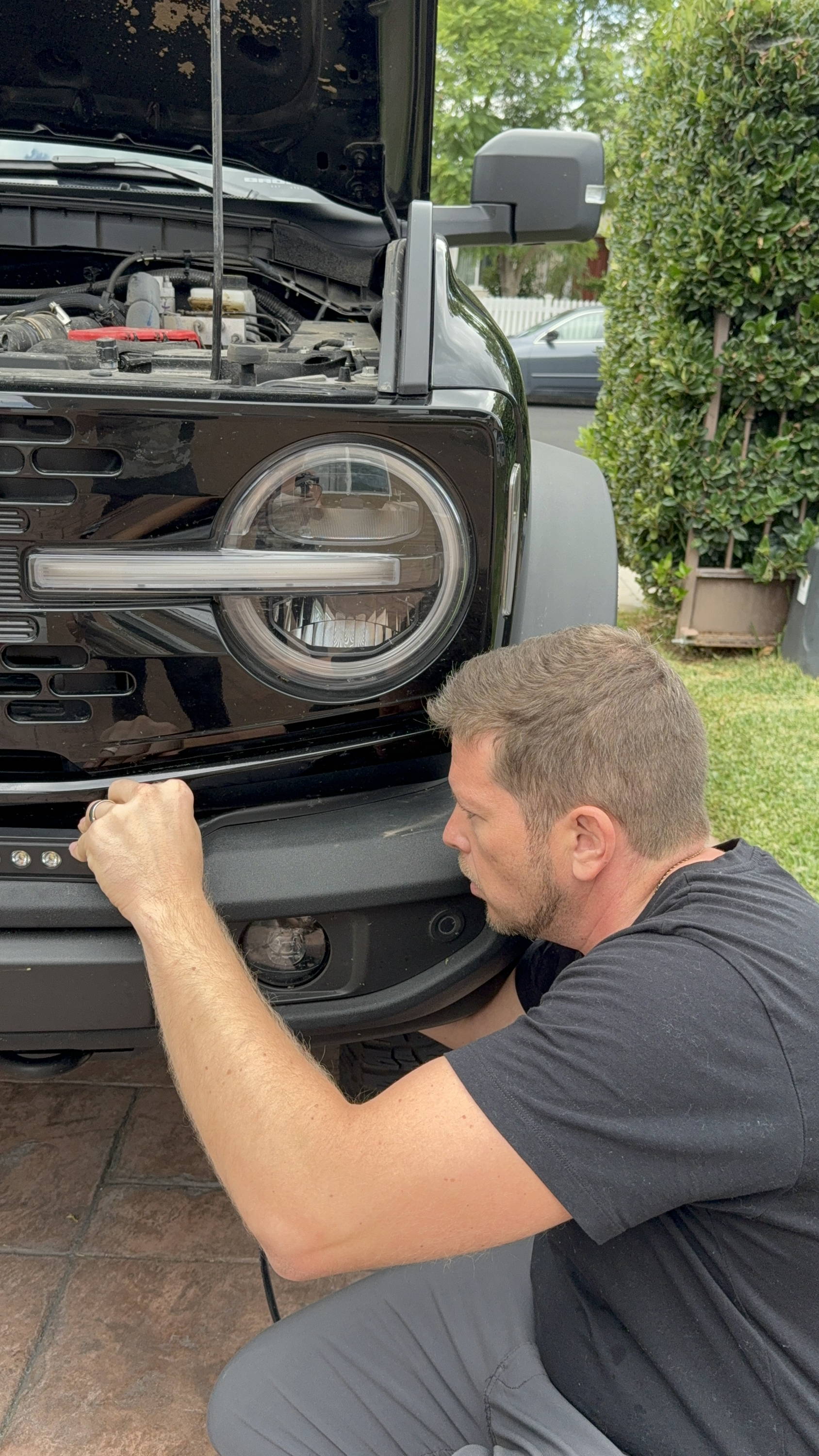 mike install light bar on ford bronco standard bumper