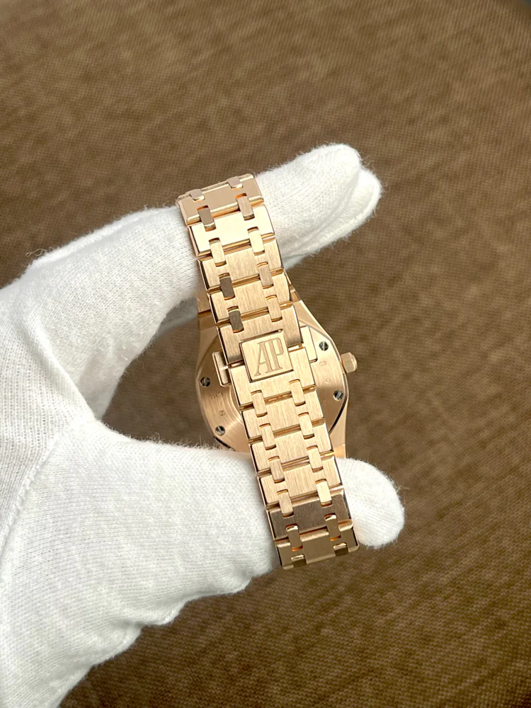 Audemars Piguet Royal Oak Lady Rose Gold Diamonds White dial Box and papers 2020, image 4