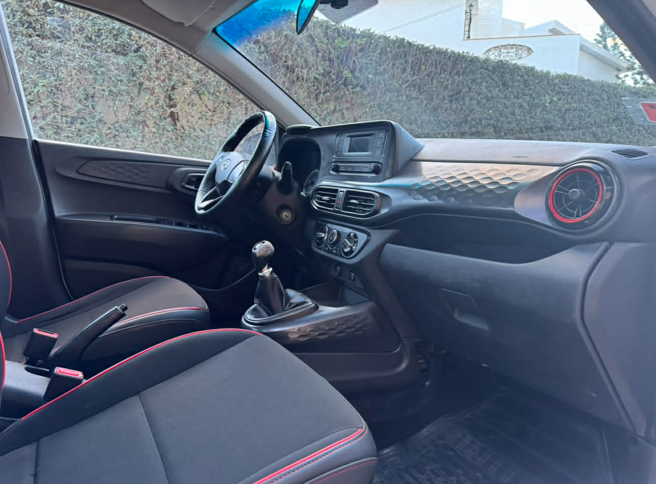 Hyundai i10 2023 - Miniature 5