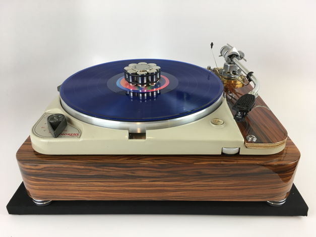Thorens TD-124 Legendary Turntable in Rosewood Plinth a...