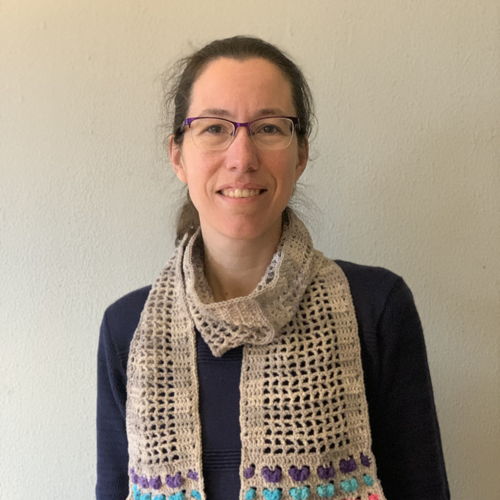 Pattern Valentine's hearts scarf with the heart stitch.