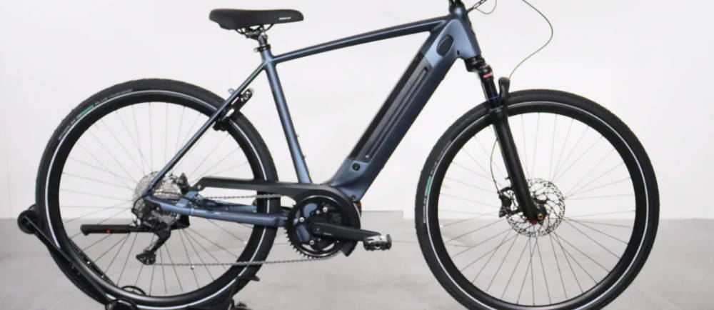 a Gazelle Ultimate T10+ electric city bike