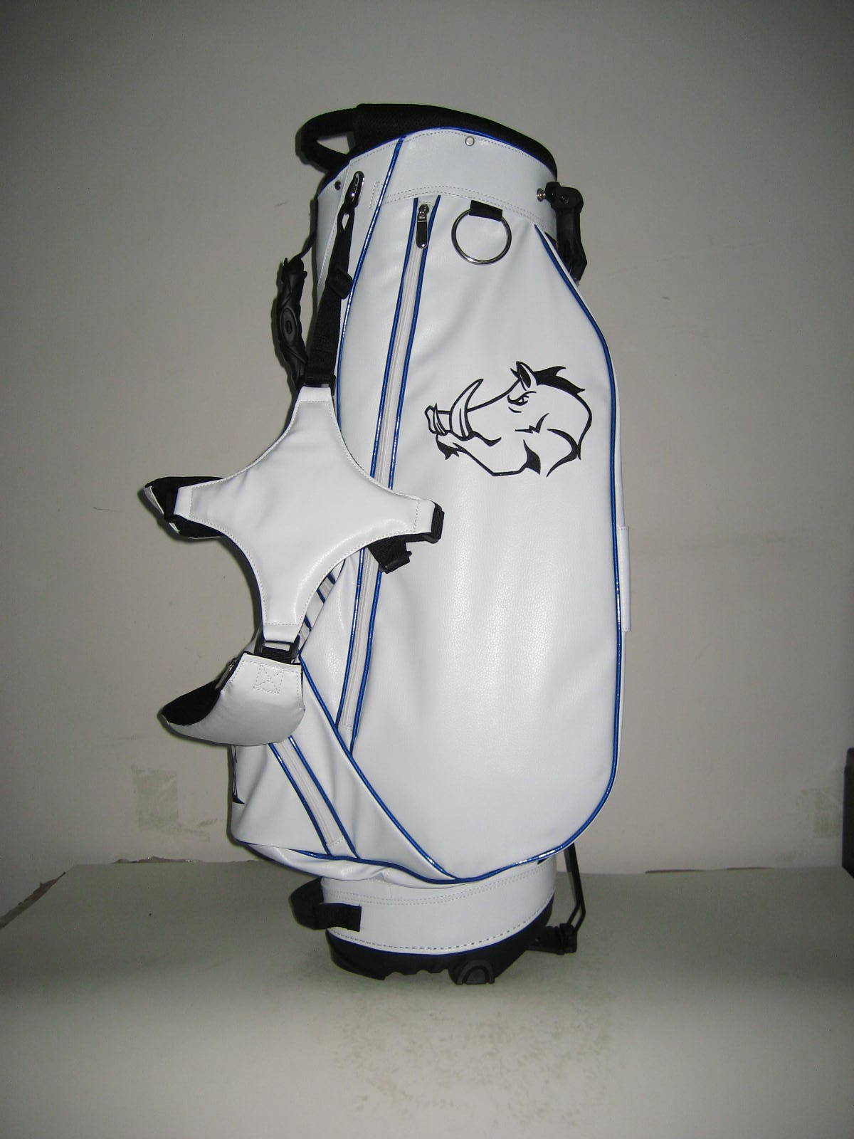 BagLab Custom Golf Bag customised logo bag example 134