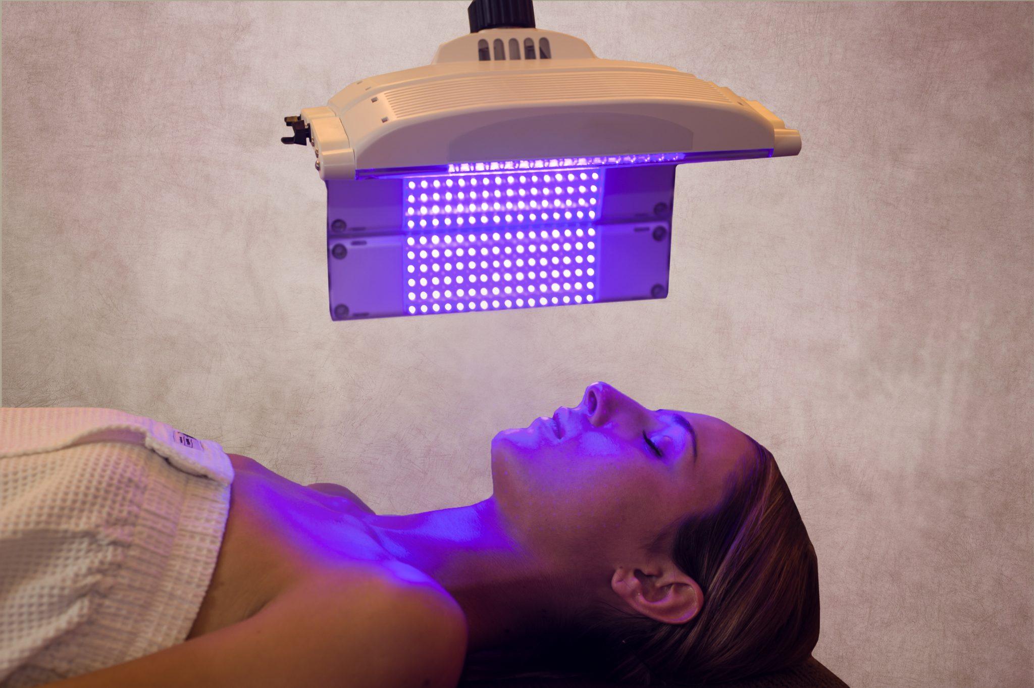 Hydro Dermabrasion Facial with LED and PEEL Treatment - Image 3