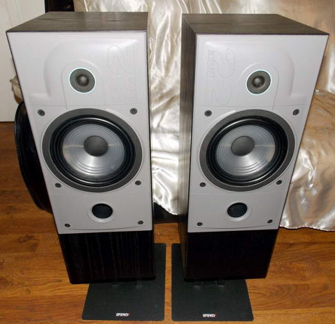 Energy  22.2 monitor speakers with matching energy stands