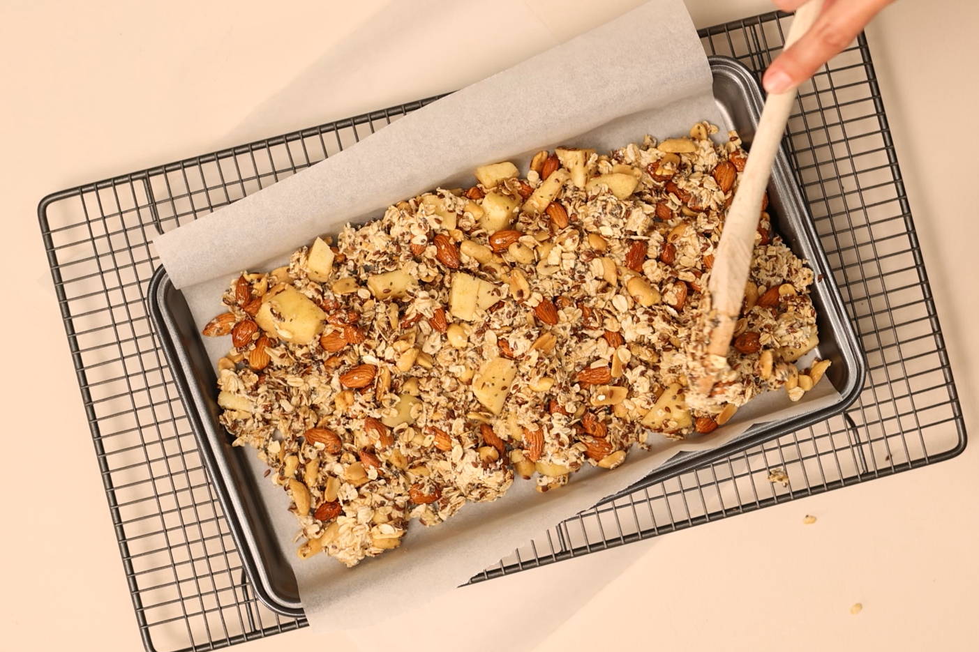 Jazz Apple Granola Recipe | Minimax