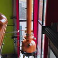 Salle de distillation avec l'alambic à Gin Heather de la distillerie GlenWyvis dans le nord-ouest des Highlands d'Ecosse