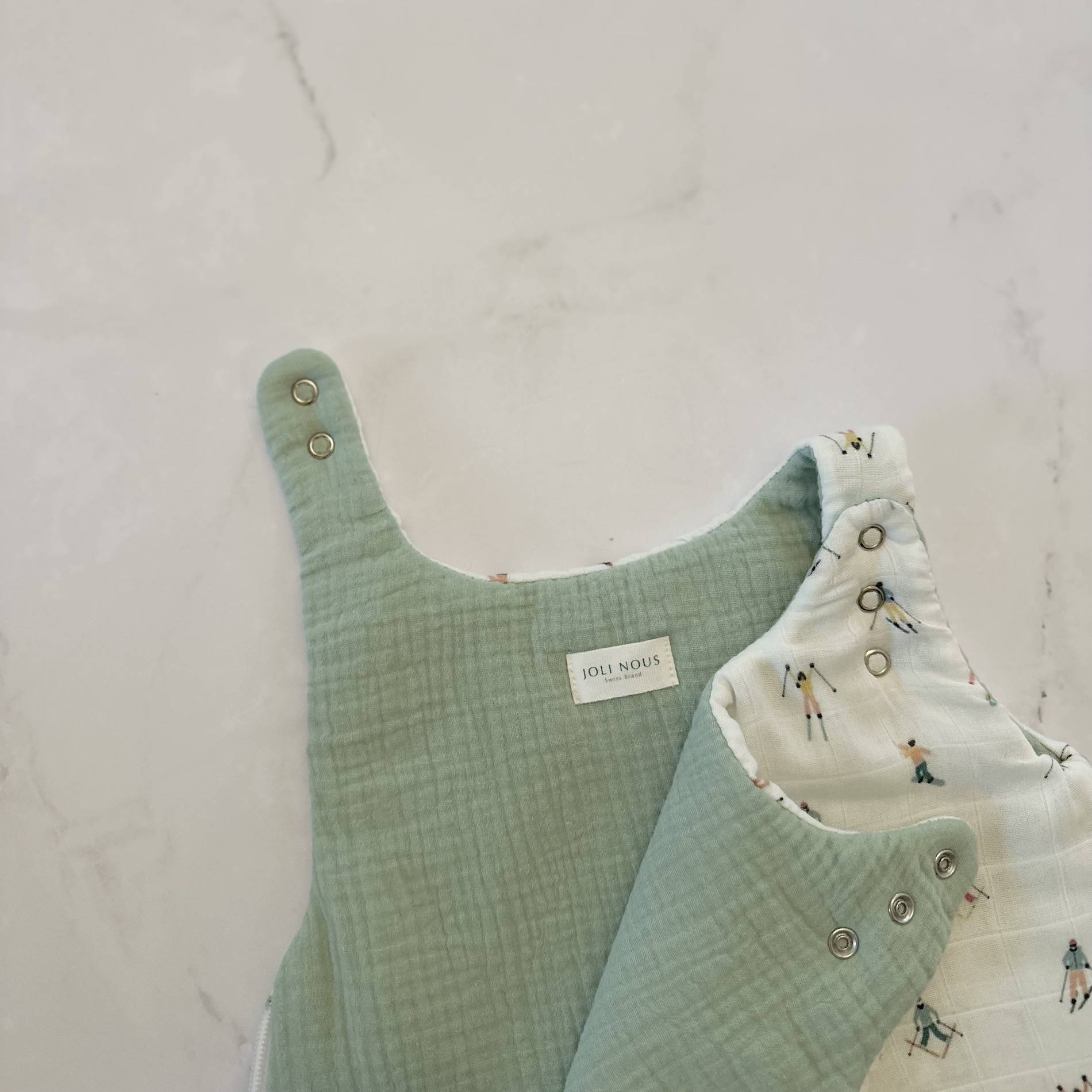 gigoteuse joli nous ajustable et réversible suisse portugal bébé nouveau-né qualité excellence premium fabriqué portugal OEKO-TEX GOTS bleu skieur