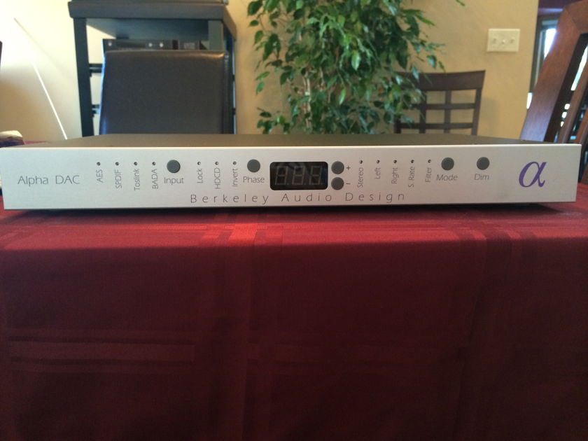 Berkeley Audio Design  Alpha DAC Series II