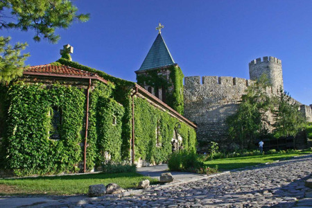 Belgrade_Kalemegdan_church_credits_D.Bosnic.jpg