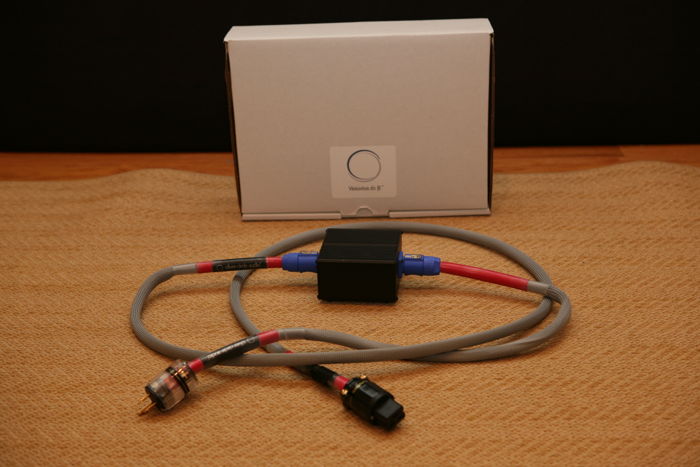 Silver Circle Audio Vesuvius dcB Power Cord with Heat-S...
