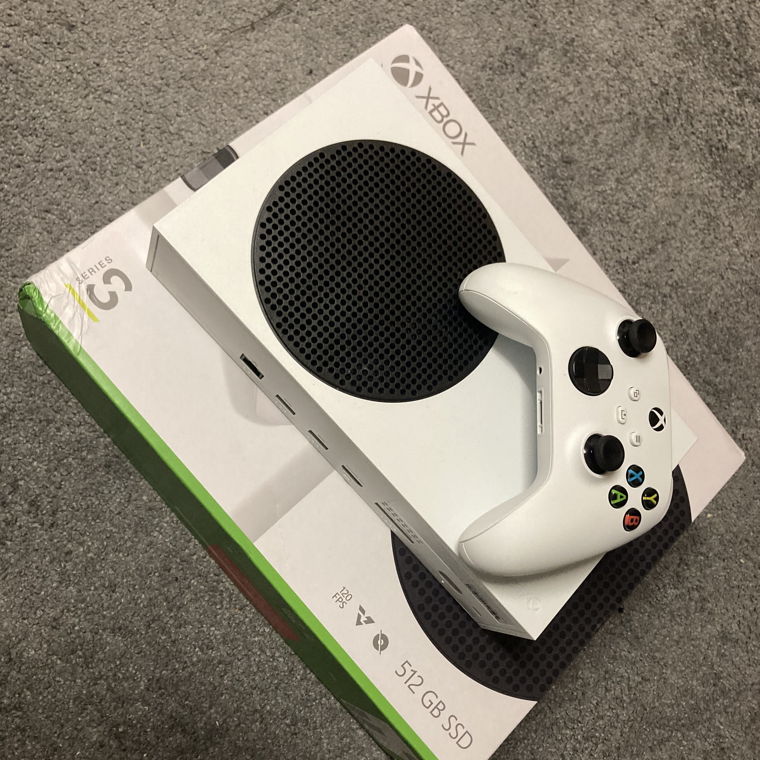 Xbox Series S Brandneu mit Originalverpackung