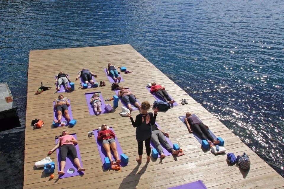 Yogatime med Fjordyoga