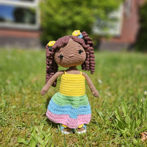 Norah-Amigurumi aankleedpop