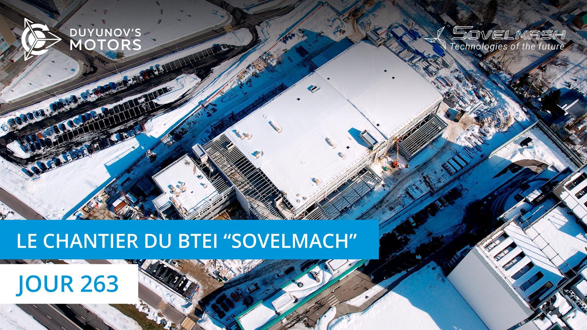 Construction du BTEI "Sovelmach" : une nouvelle étape des travaux — l'installation des fenêtres