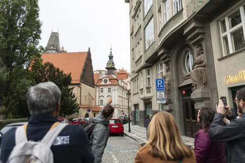 2.5 hours Old Town and Jewish District Walking Tour