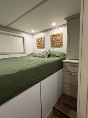 Boat Image 10