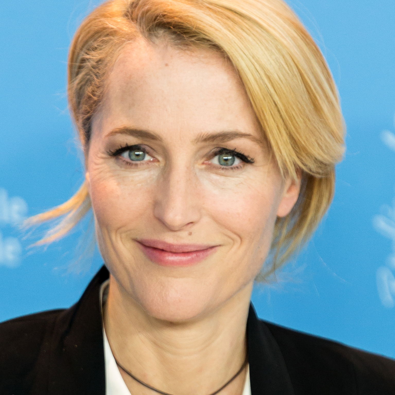 Gillian Anderson