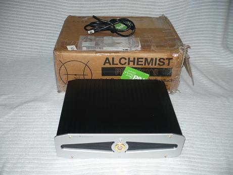 Alchemist Hifi Product 8 2 channel Amp 2nd of 2 Great s...