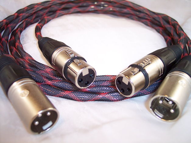 Black Mountain Cable 1M Pinnacle Silver XLR Pair - Bala...